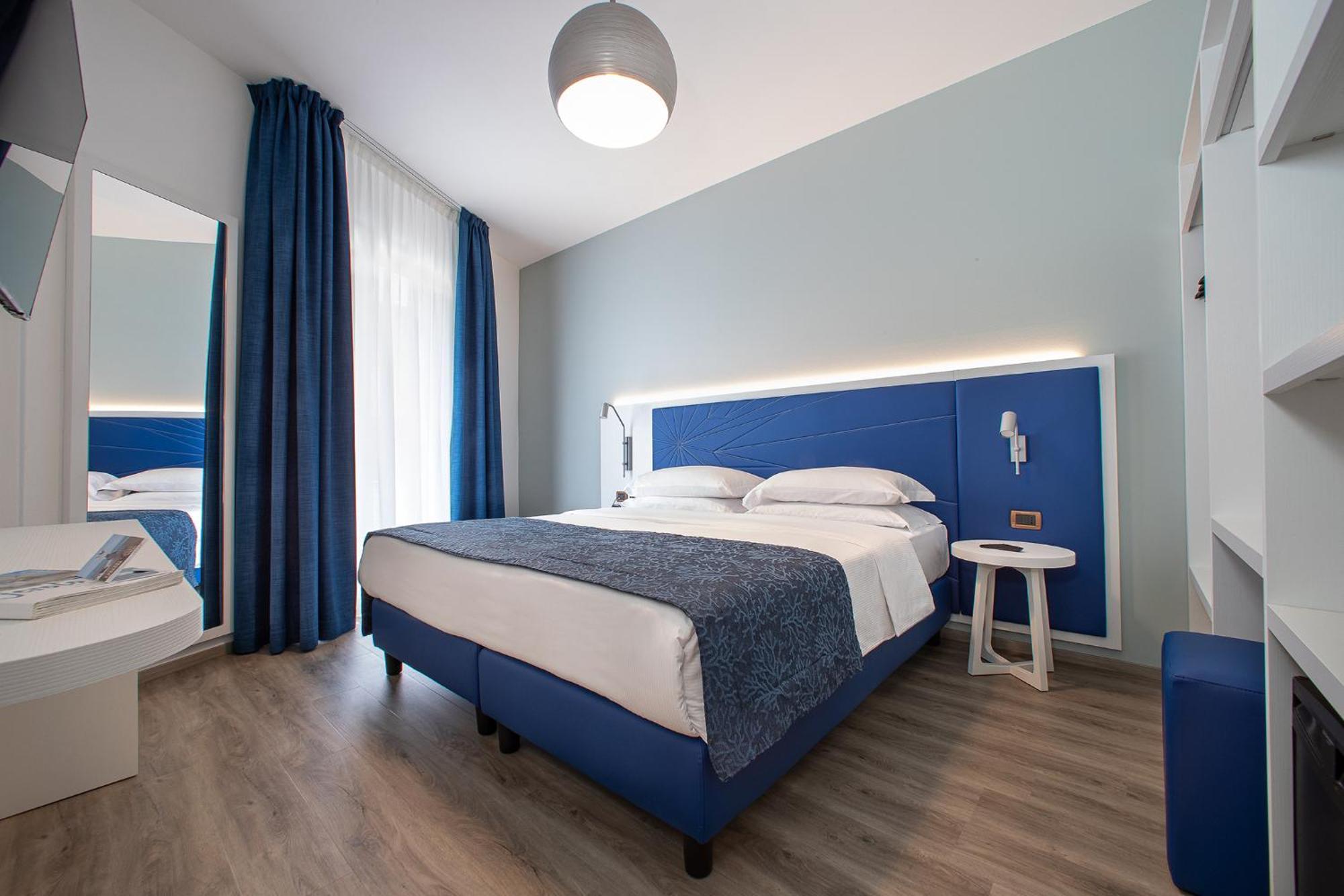 Regent'S Hotel Lido di Jesolo Bagian luar foto
