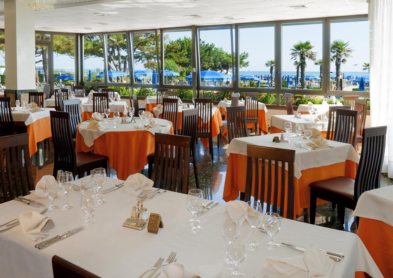 Regent'S Hotel Lido di Jesolo Bagian luar foto